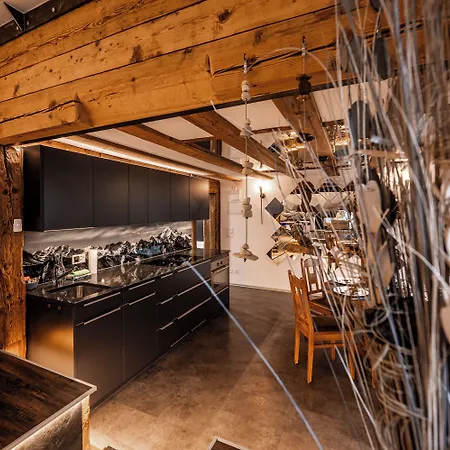 Village Center Kanne By Inspiringplaces * ツェルマット